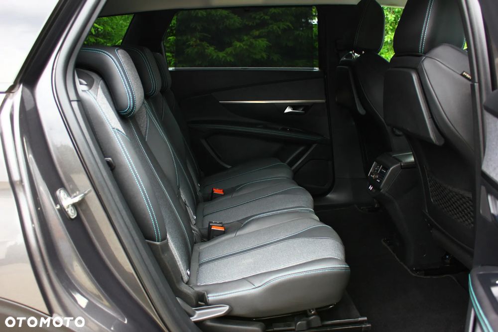 Peugeot 5008 BlueHDi 180 EAT8 Allure - 32
