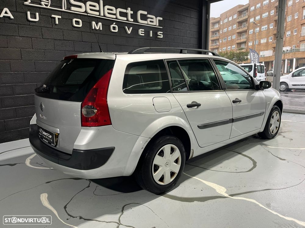 Renault Mégane 1.5 dCi Dynamique - 8