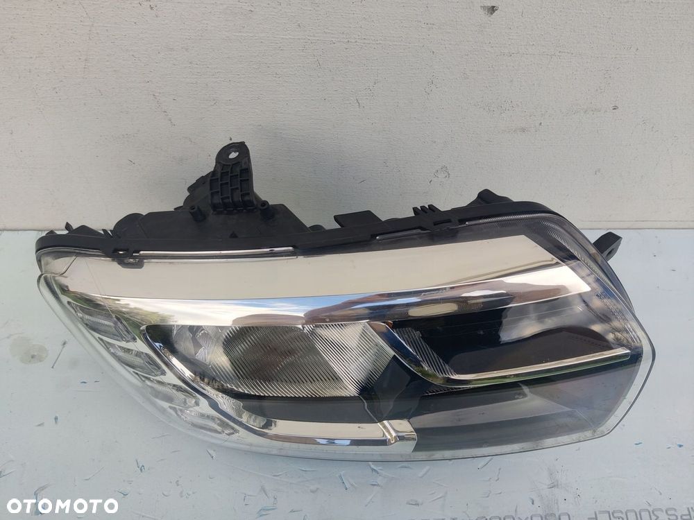 DACIA SANDERO LOGAN LIFT LED LAMPA PRZÓD PRAWA 260103529R - 4