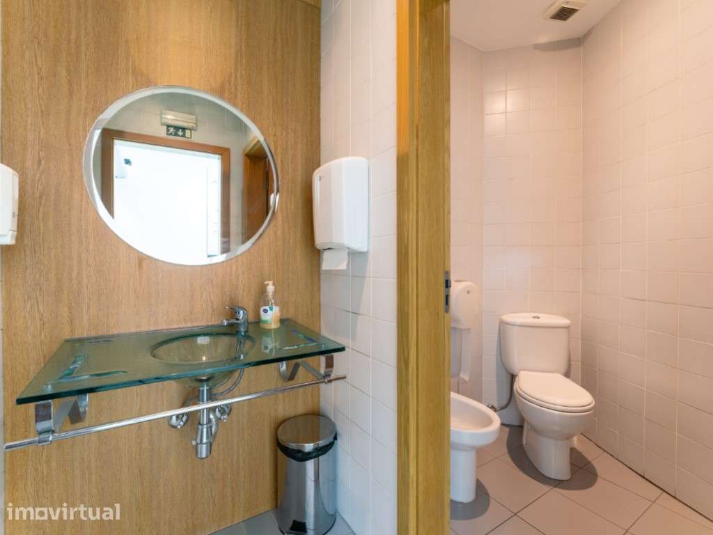 Baixa de preço - Espaço comercial na Marinha Grande - Grande imagem: 5/41