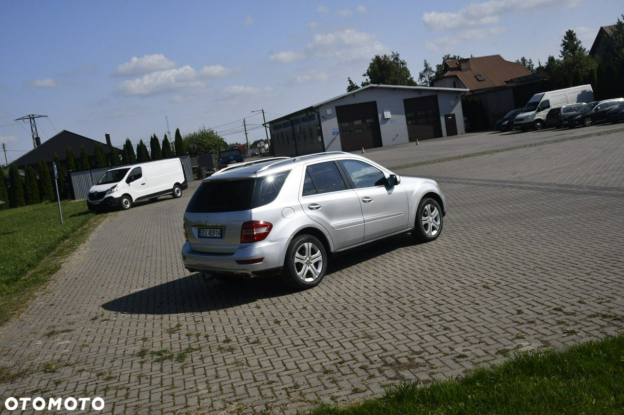 Mercedes-Benz ML - 10