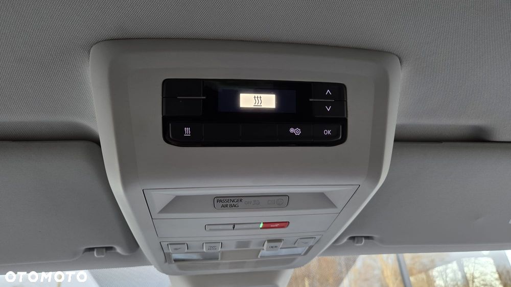Volkswagen Multivan - 26