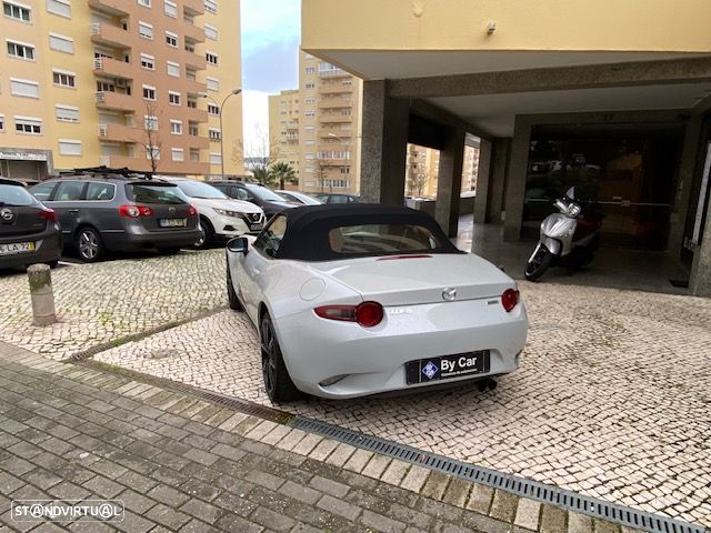 Mazda MX-5 1.5 RF Sky-G Evolve Navi - 19