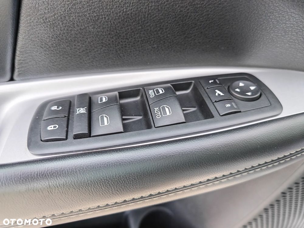 Fiat Freemont 2.0 Multijet Lounge AWD - 31