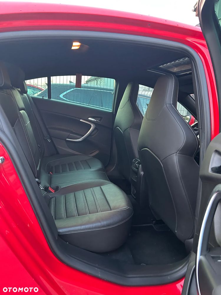 Opel Insignia 2.0 T Cosmo 4x4 - 26