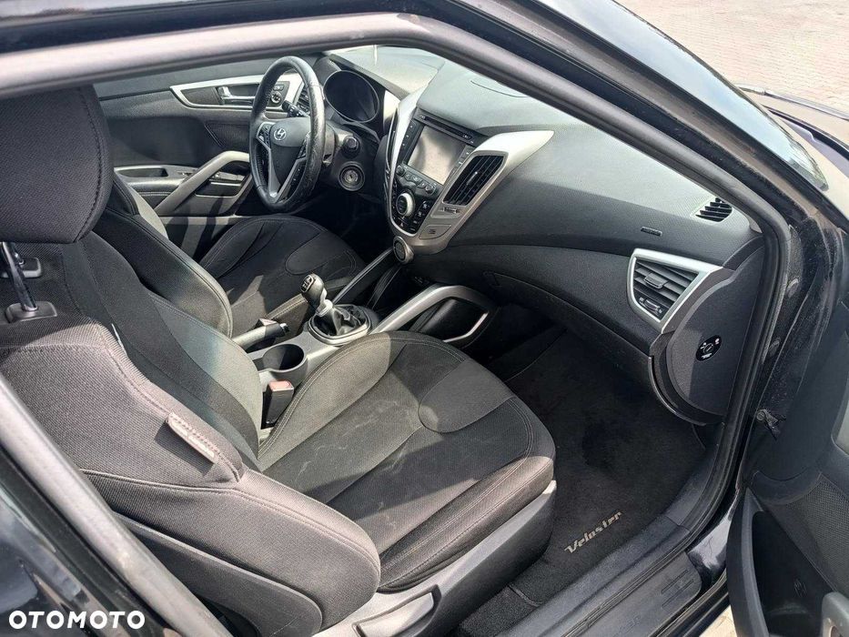 Hyundai Veloster 1.6 GDI Comfort - 5