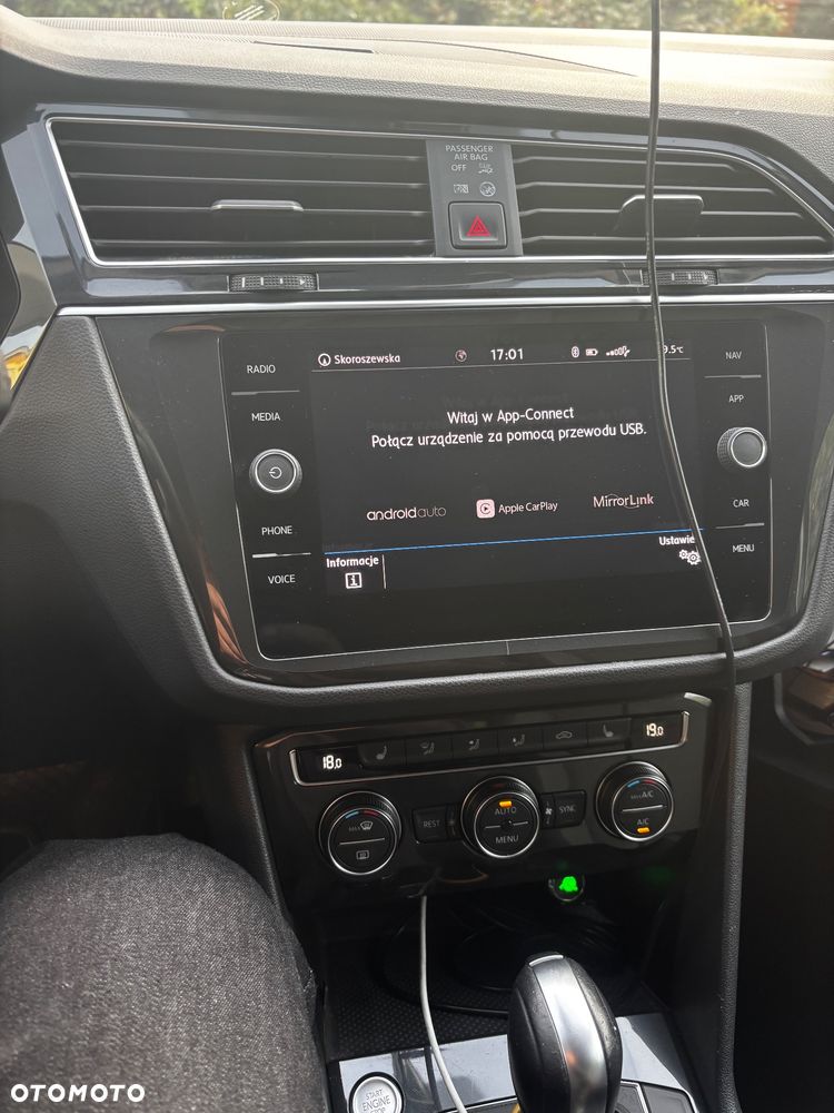 Volkswagen Tiguan - 9