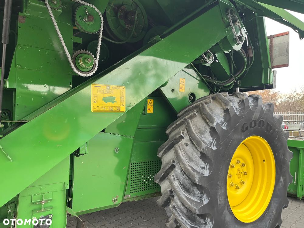 John Deere 2256 - 14