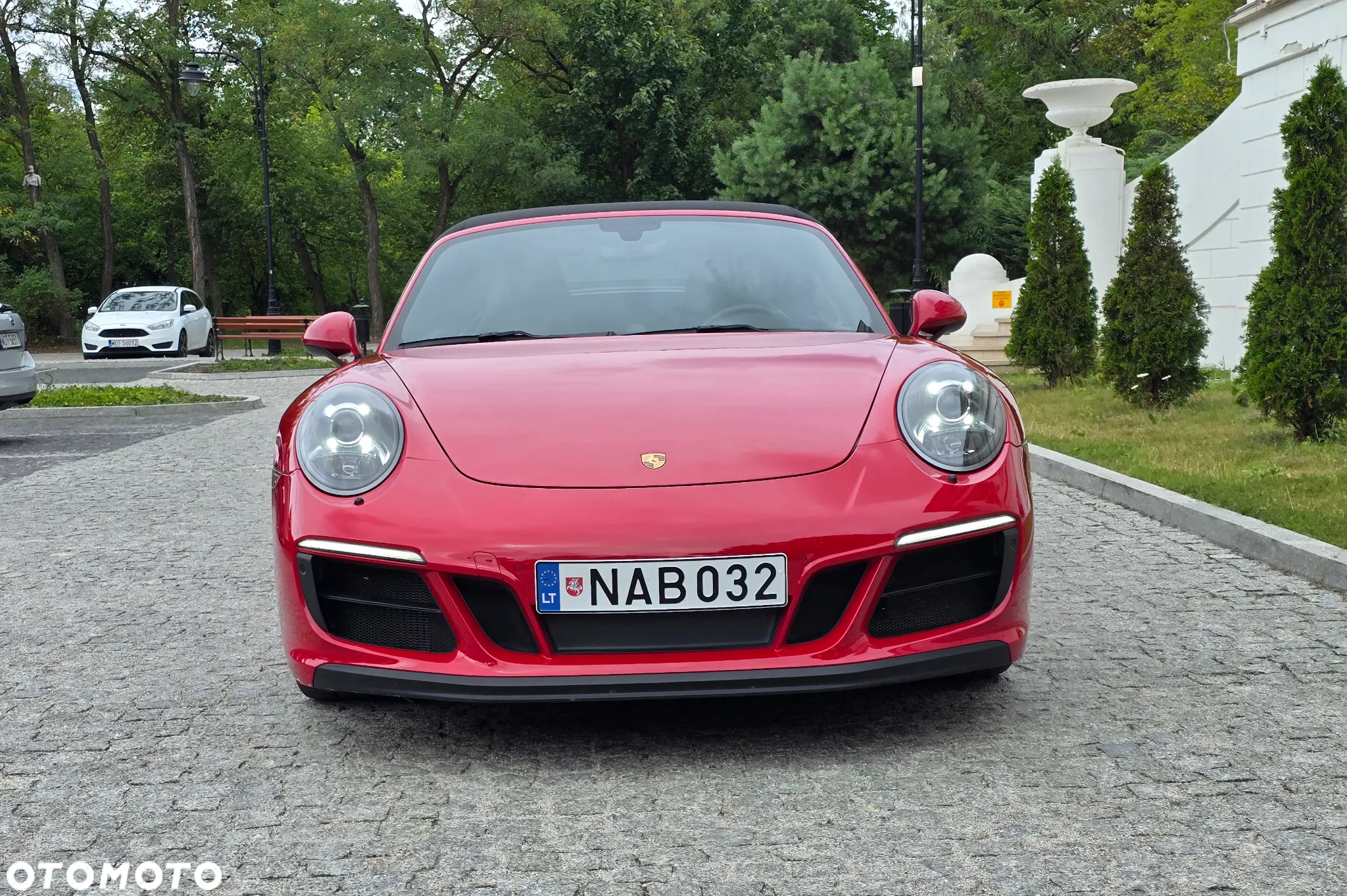 Porsche Carrera GT - 7