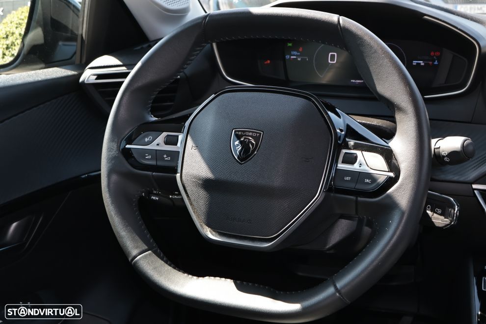 Peugeot 208 1.2 PureTech Allure - 8