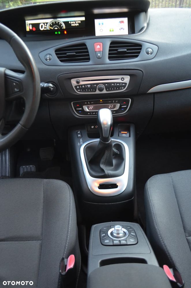 Renault Scenic - 7