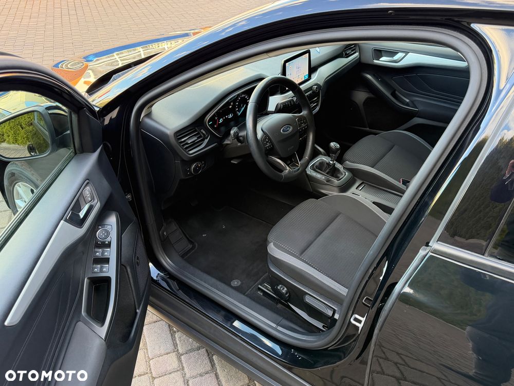 Ford Focus 2.0 TDCi DPF Start-Stopp-System Titanium - 10