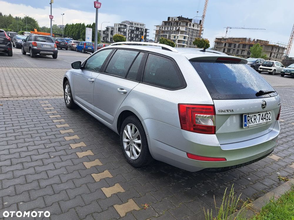 Skoda Octavia 1.6 TDI Style - 12