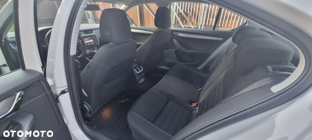 Skoda Octavia 1.5 TSI ACT Ambition - 10