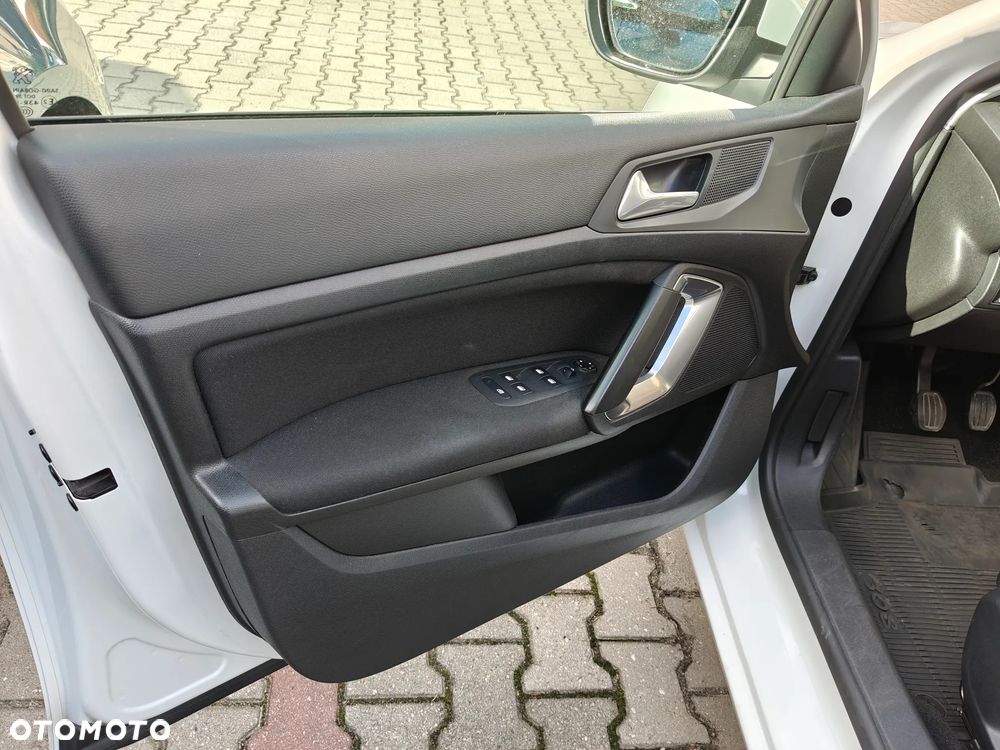 Peugeot 308 1.6 BlueHDi Active S&S - 24