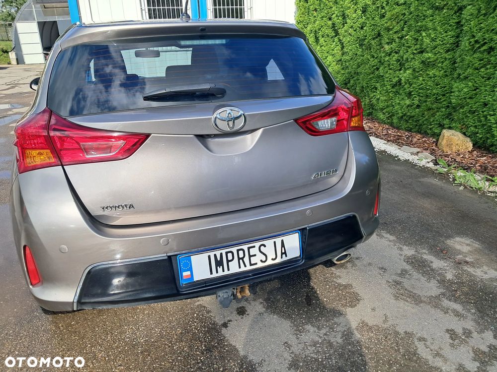 Toyota Auris - 11