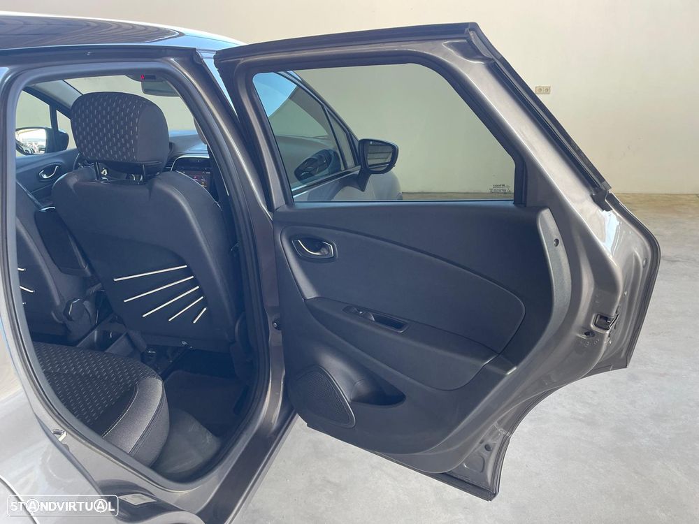 Renault Captur 1.2 TCe Exclusive XMOD EDC - 25