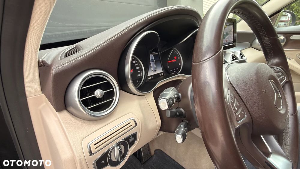 Mercedes-Benz Klasa C 220 d 9G-TRONIC Avantgarde - 13