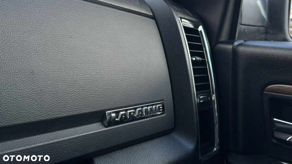Dodge RAM - 22