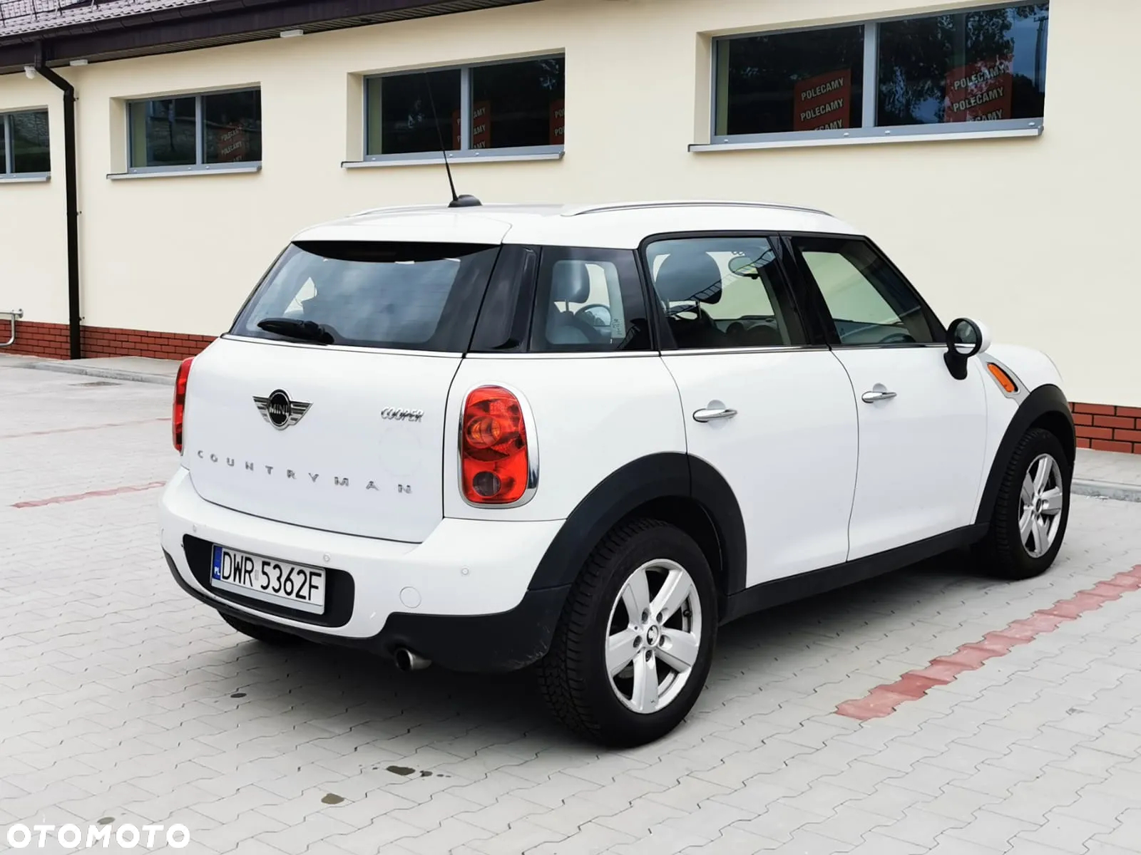 MINI Cooper Standard - 4