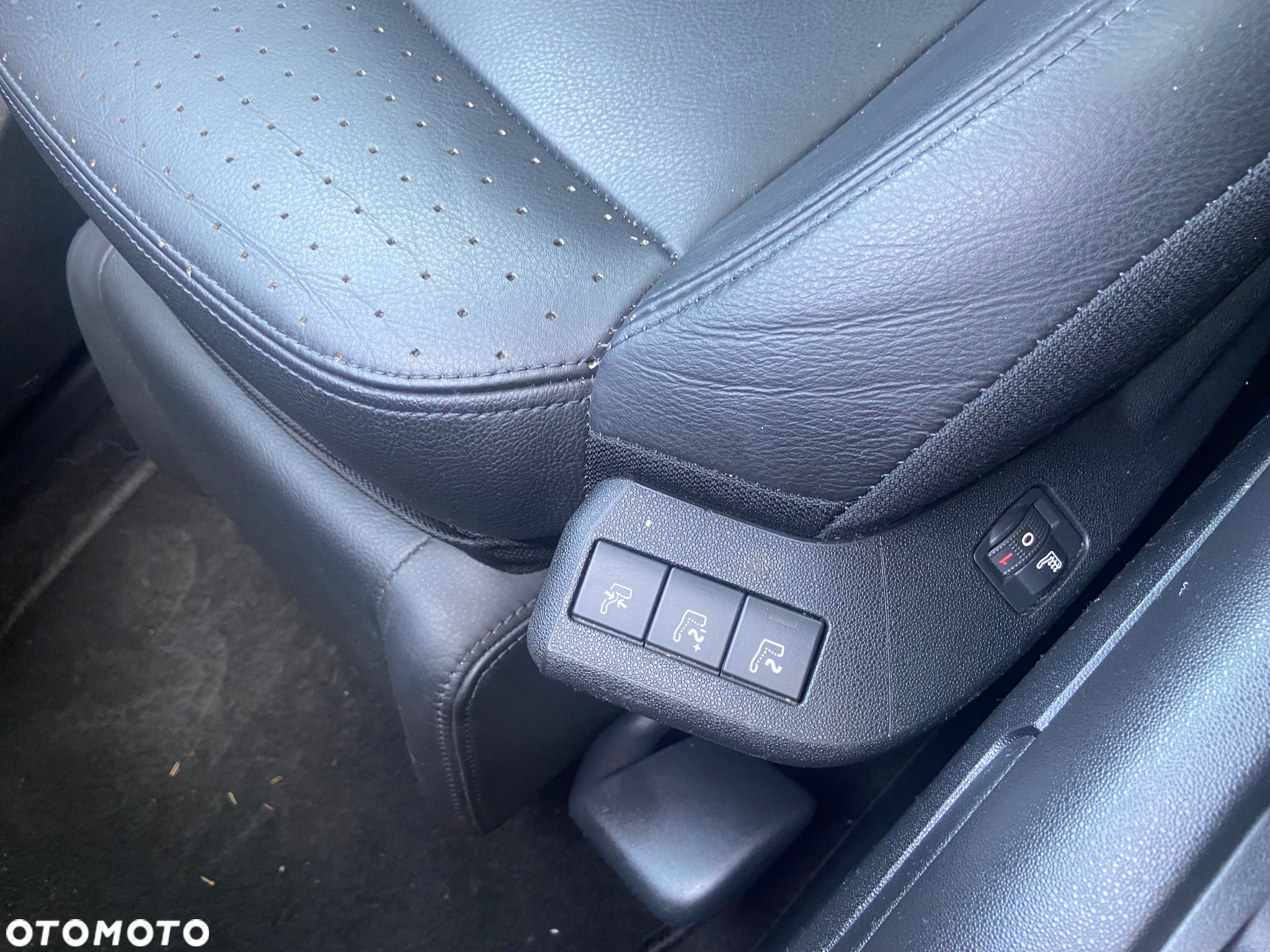 Citroën C4 Picasso e-HDi 115 ETG6 Exclusive - 21