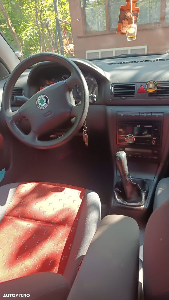 Skoda Octavia 1.9 TDI L&K - 4
