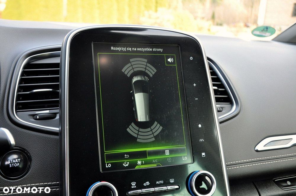 Renault Grand Scenic - 33