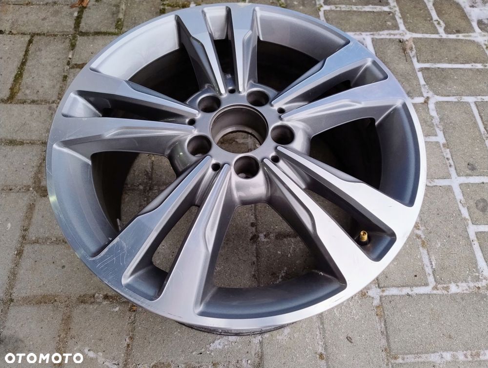 felga 8j 17 et48 mercedes w212 a2124015602 - 2