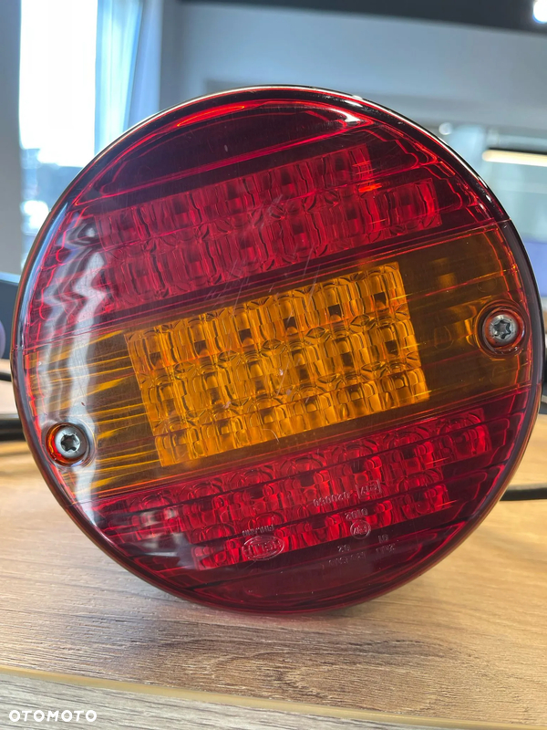 Lampa tylna zespolona LED HELLA