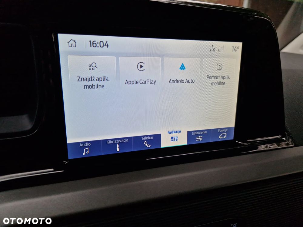 Ford Transit Courier - 17