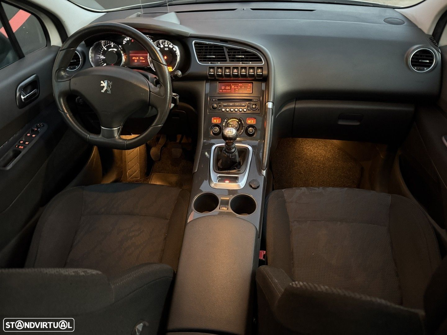 Peugeot 3008 1.6 HDi Premium - 6