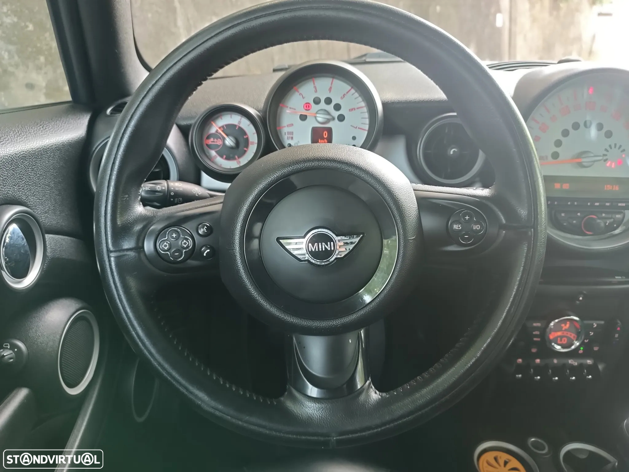 MINI Cabrio Cooper D - 5