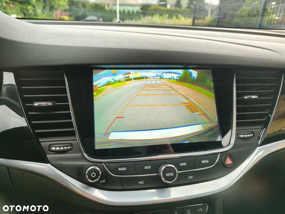 Opel Astra 1.4 Turbo Edition - 27