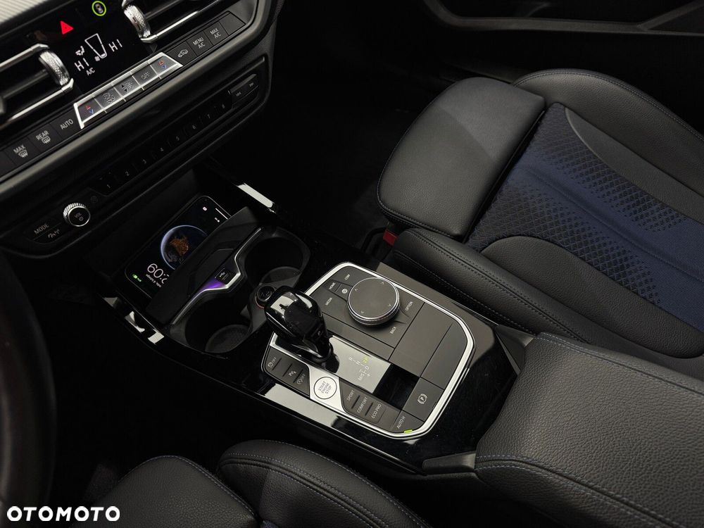 BMW Seria 1 118i M Sport - 24