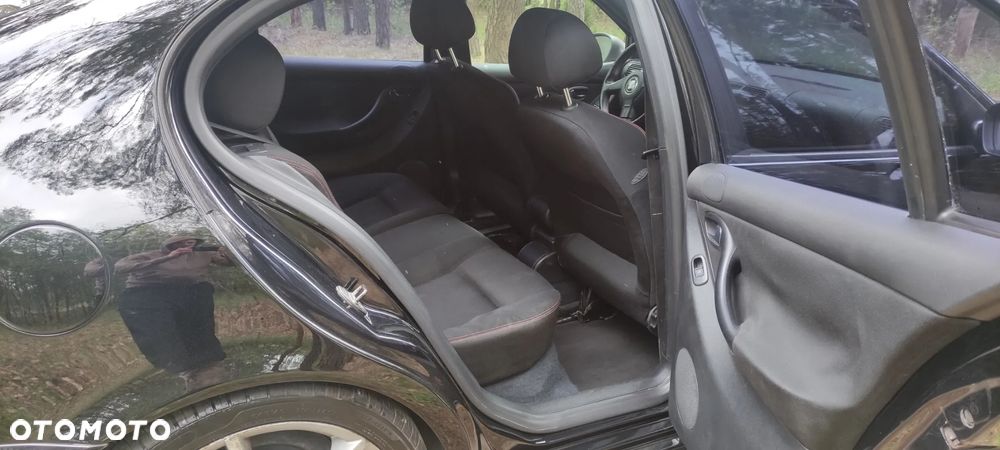 Seat Leon 1.8 20V Turbo Cupra R - 11
