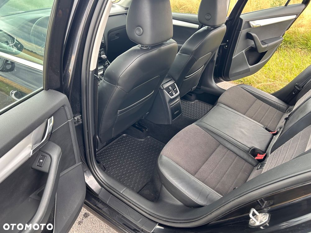 Skoda Octavia 2.0 TDI Green tec Elegance - 16