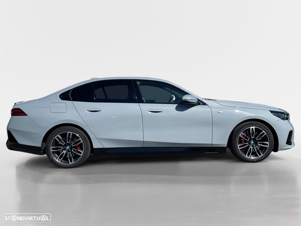 BMW i5 eDrive40 Pack Desportivo M - 4