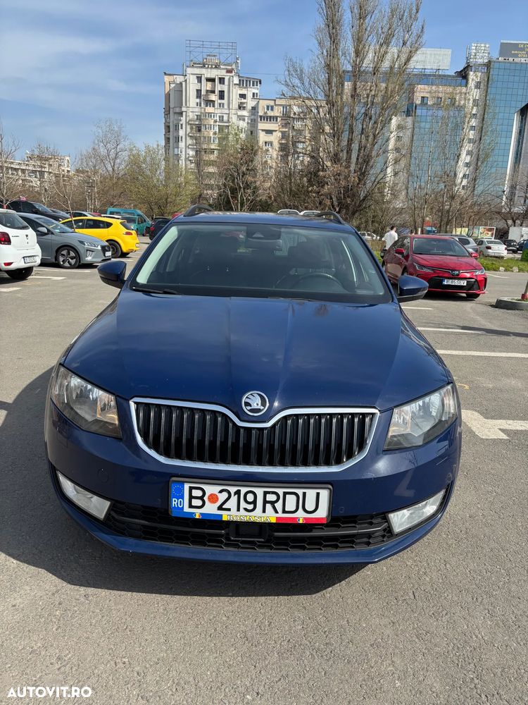 Skoda Octavia 2.0 TDI ELEGANCE DSG - 1