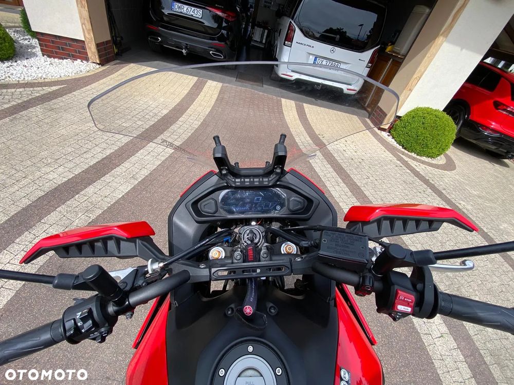 Yamaha MT - 5