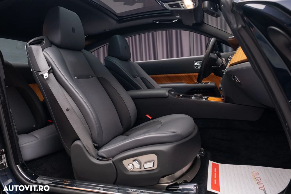 Rolls-Royce Wraith - 38