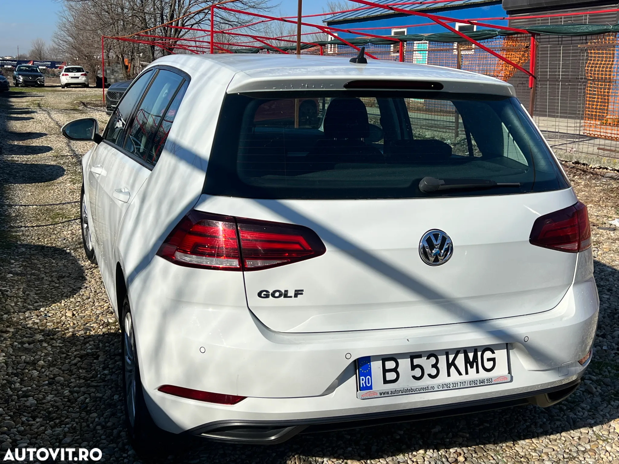Volkswagen Golf 1.6 TDI Comfortline - 2