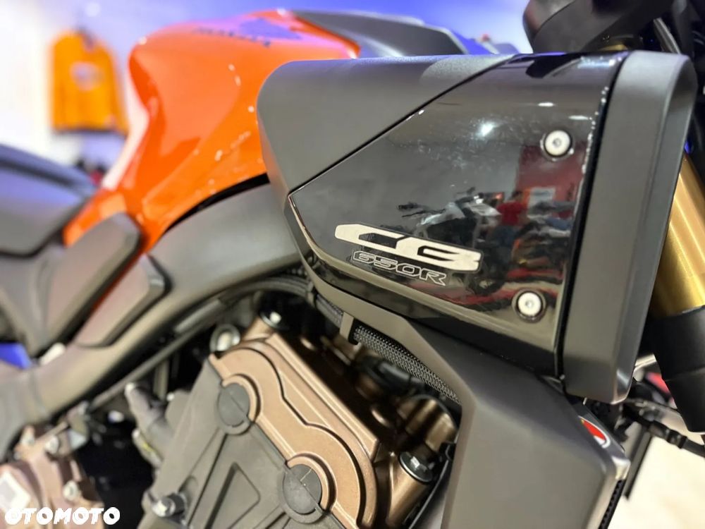 Honda CB - 8