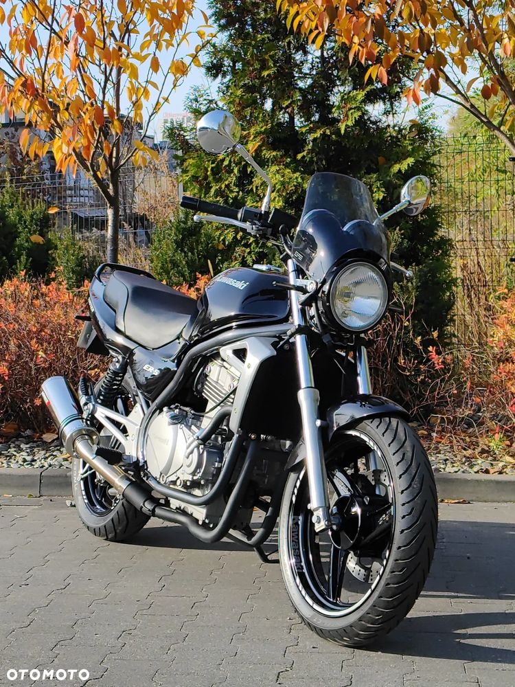Kawasaki ER - 2