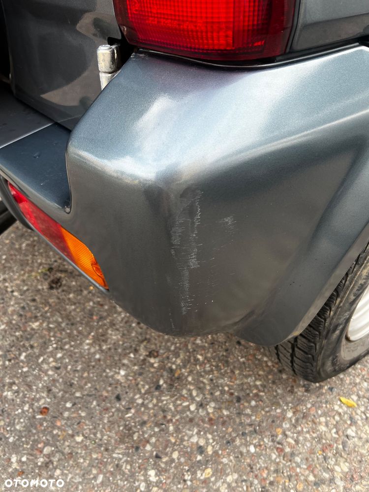 Suzuki Jimny 1.5 DDiS Comfort - 18