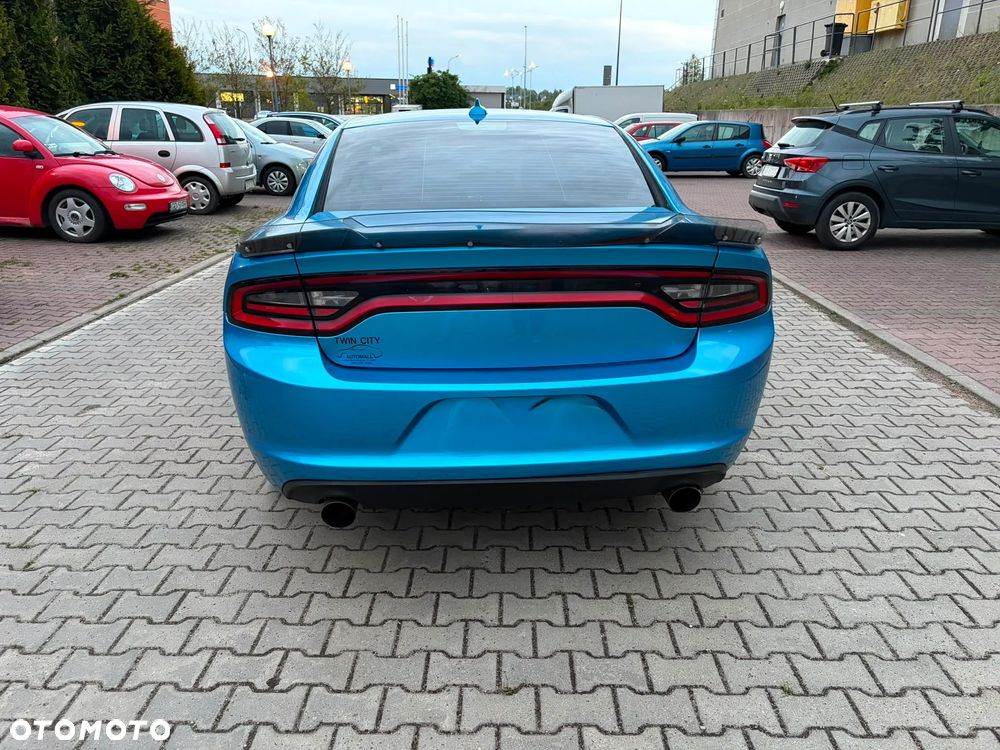 Dodge Charger 5.7 V8 RT - 5