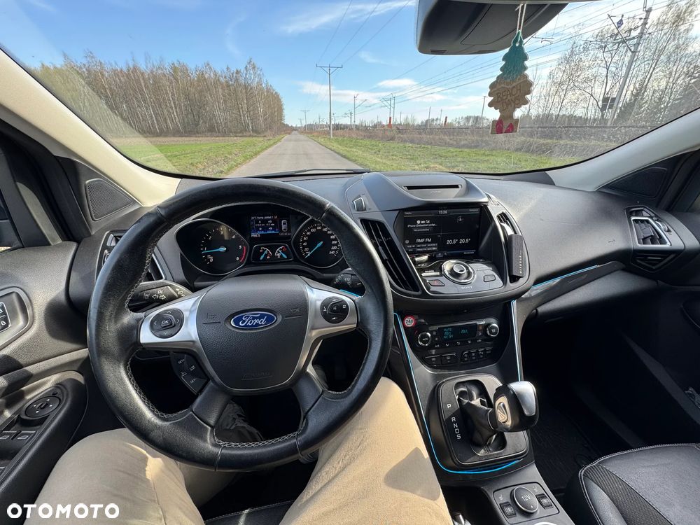 Ford Kuga 2.0 TDCi 4x4 Titanium - 6