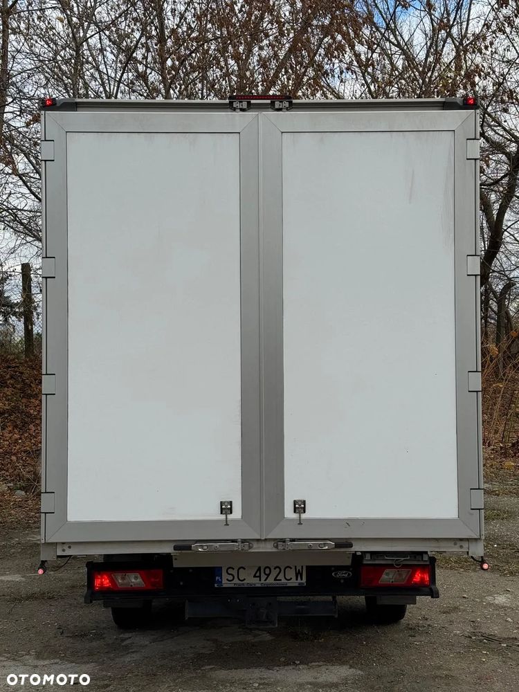 Ford Transit Kontener - 8