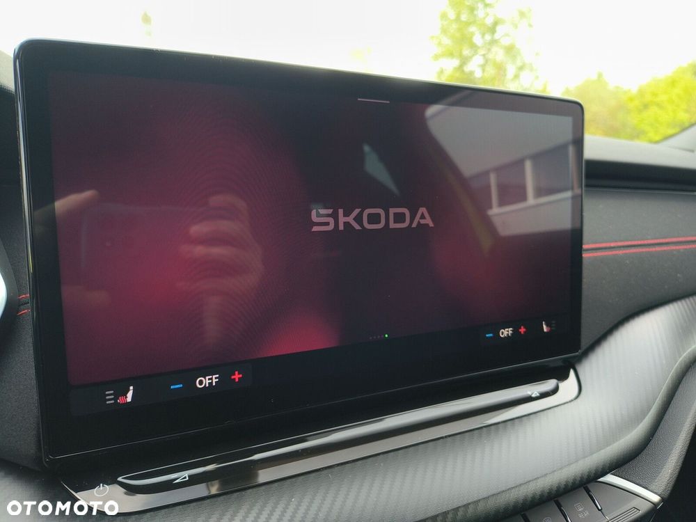Skoda Octavia 2.0 TSI RS DSG - 27