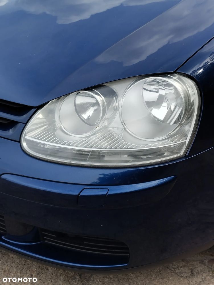 Volkswagen Golf - 10