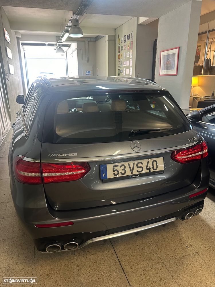 Mercedes-Benz E 53 AMG 4-Matic+ - 27